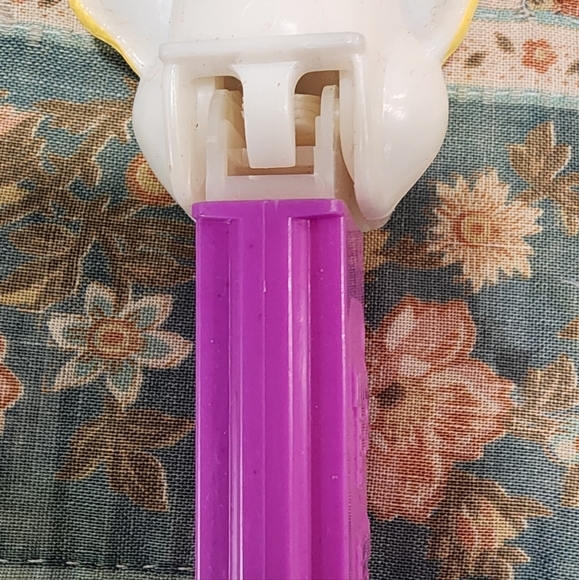 Vintage 1970 Smiling Pete Clown PEZ Candy Dispenser with Purple Stem - Picture 4 of 7